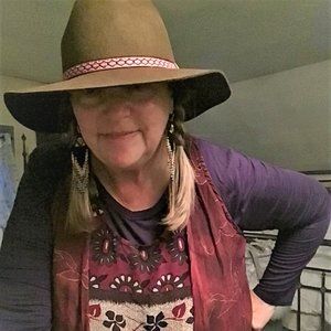 Meet your Posher, Terri